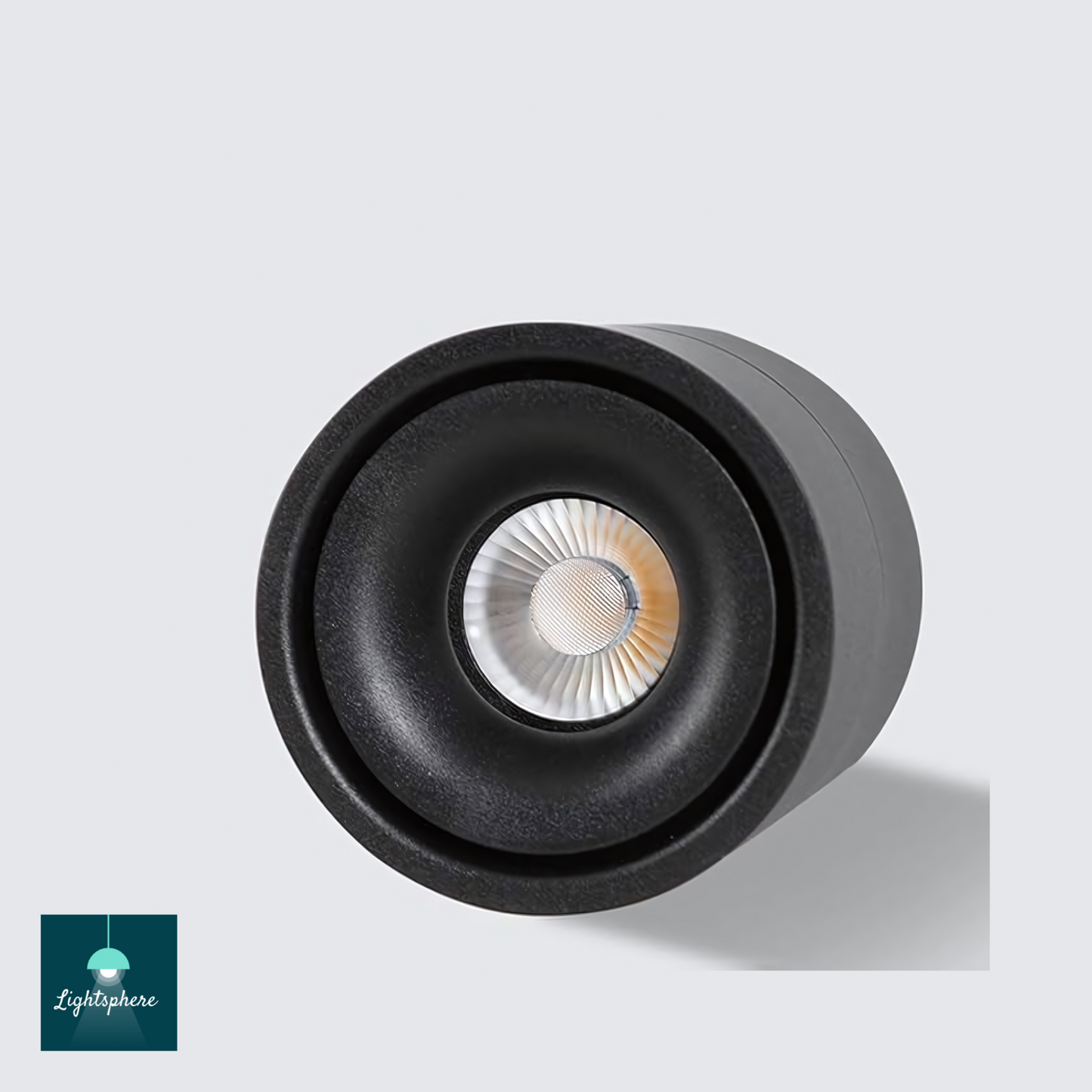 Versatile ceiling spotlights ideal for indoor lighting